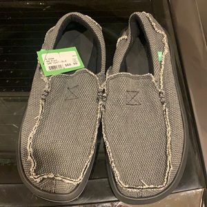 Sanuk size 11